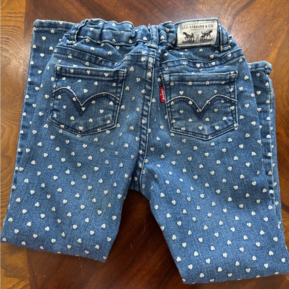 Girls size 4t Levi's
